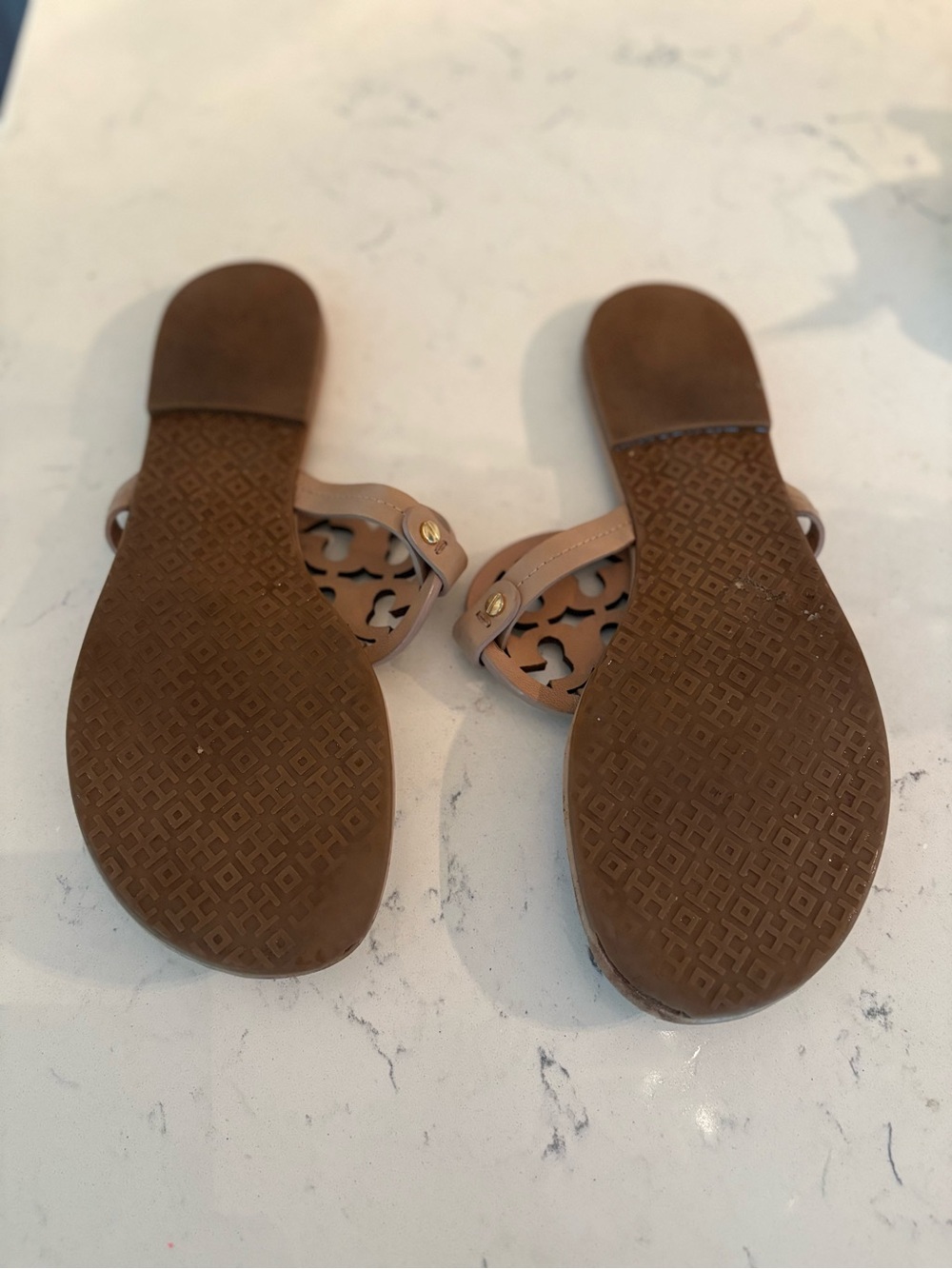 Tory Burch Miller Logo Thong Sandal in Beige - Picture 3 of 5